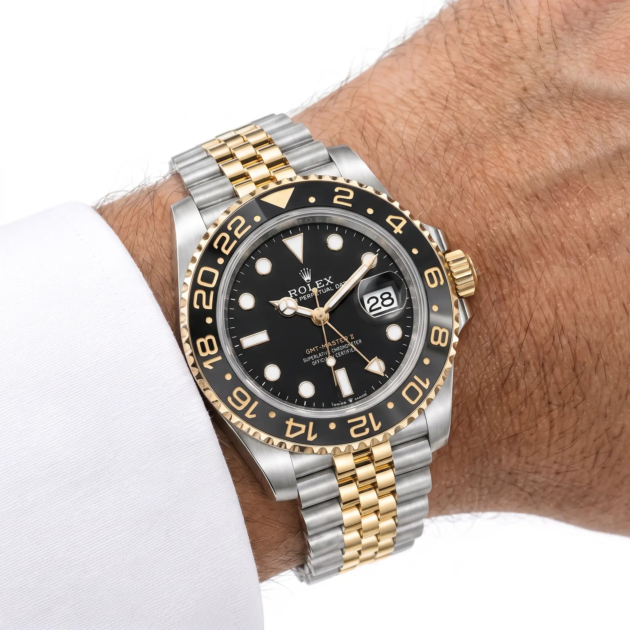 Rol-ex GMT-Master Men's Luxury Watch – Black & Gold Bezel, Two-Tone Stainless Steel Chain